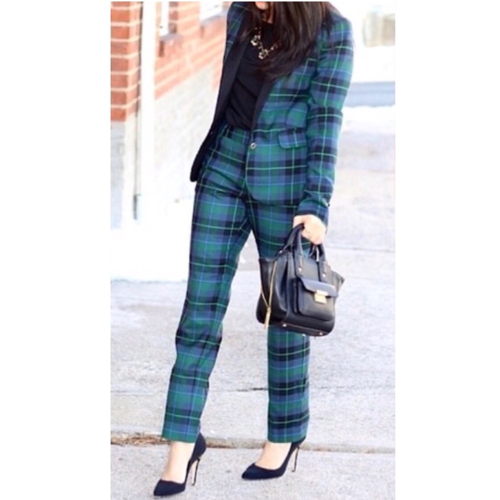 TOMMY HILFIGER TARTAN PLAID 2PC PANTS SUIT